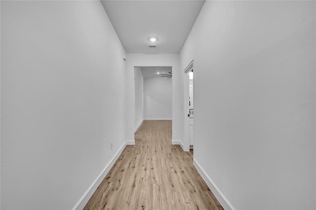 待售: $434,900 (4 贝兹, 3 浴室, 2061 平方英尺)