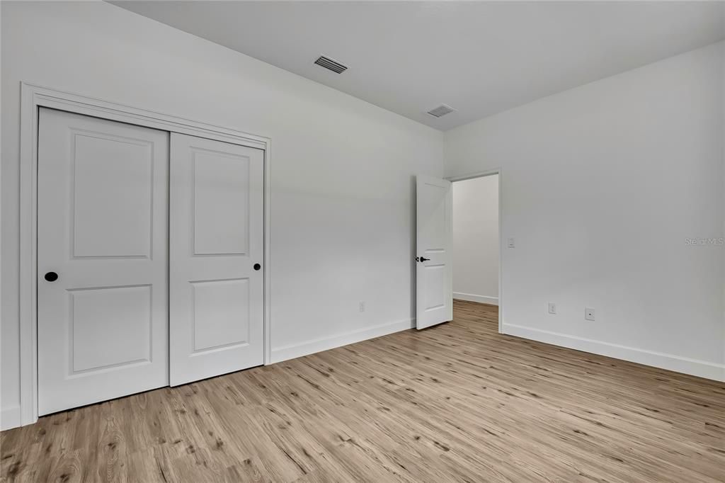 待售: $434,900 (4 贝兹, 3 浴室, 2061 平方英尺)