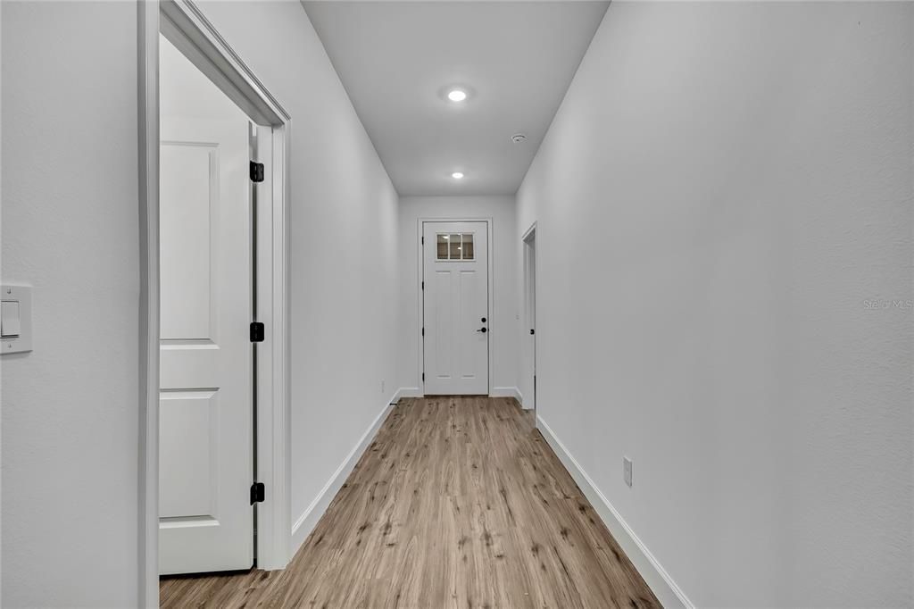 待售: $434,900 (4 贝兹, 3 浴室, 2061 平方英尺)