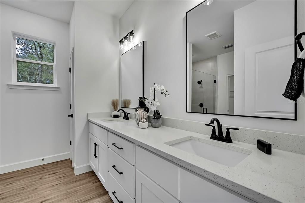 待售: $434,900 (4 贝兹, 3 浴室, 2061 平方英尺)