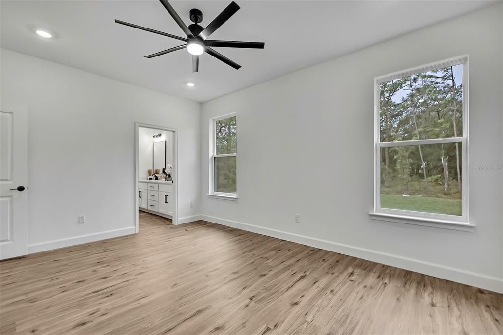 待售: $434,900 (4 贝兹, 3 浴室, 2061 平方英尺)