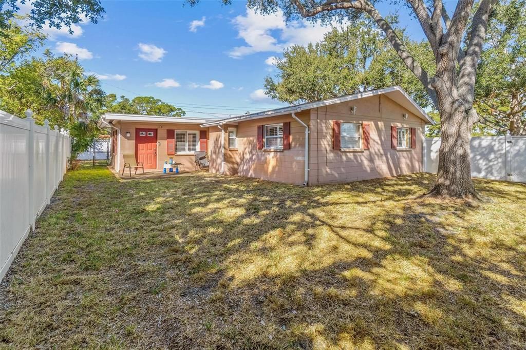 En Venta: $375,000 (3 camas, 2 baños, 1548 Pies cuadrados)