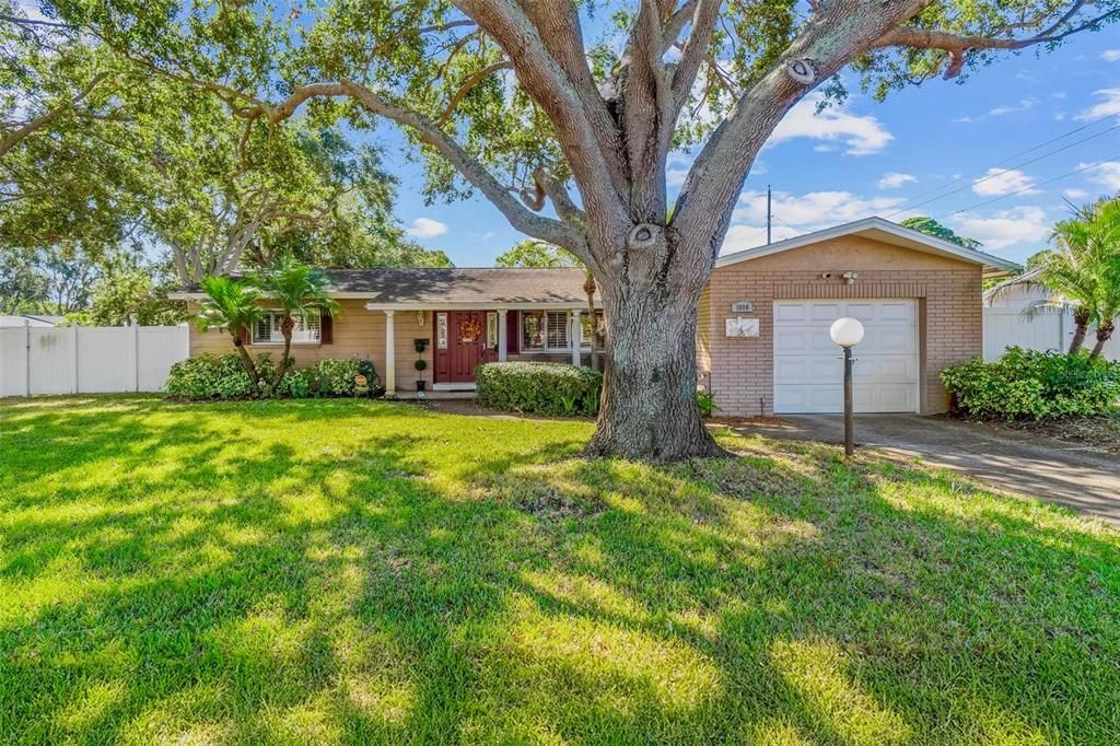 En Venta: $375,000 (3 camas, 2 baños, 1548 Pies cuadrados)