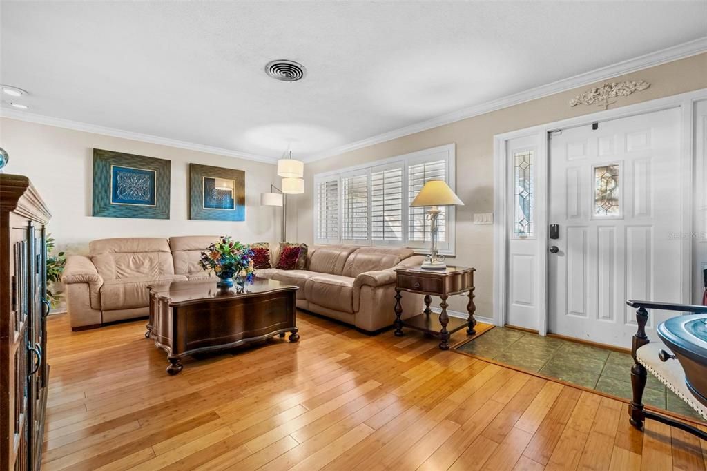 En Venta: $375,000 (3 camas, 2 baños, 1548 Pies cuadrados)