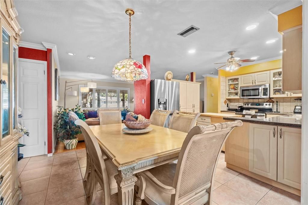 En Venta: $375,000 (3 camas, 2 baños, 1548 Pies cuadrados)