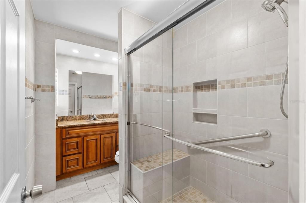 En Venta: $375,000 (3 camas, 2 baños, 1548 Pies cuadrados)