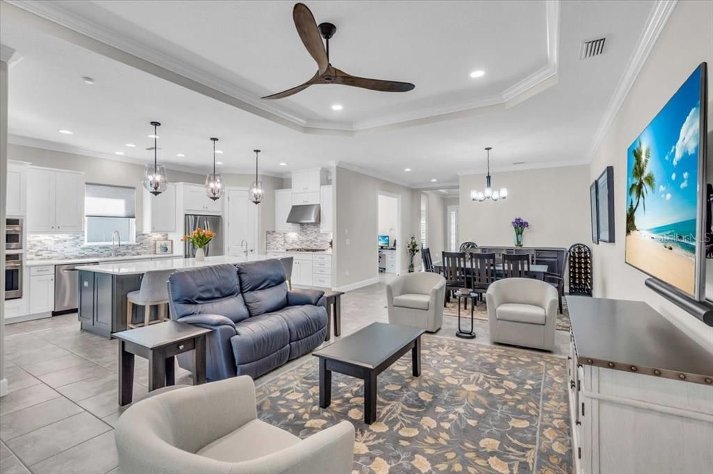 На продажу: $759,000 (3 спален, 3 ванн, 2340 Квадратных фут)