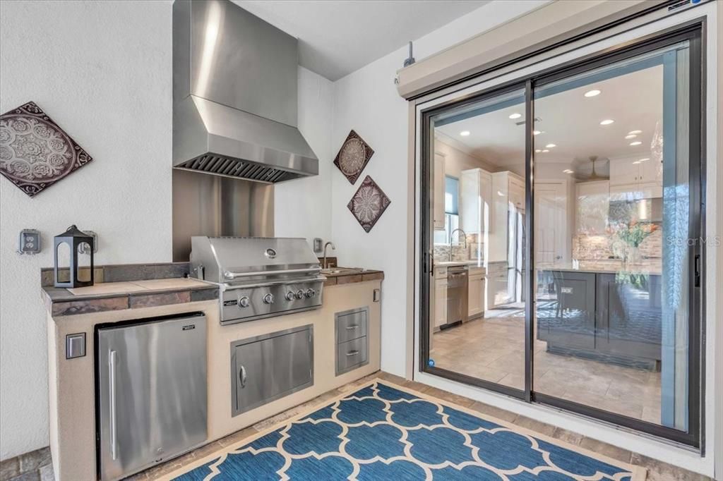 На продажу: $759,000 (3 спален, 3 ванн, 2340 Квадратных фут)