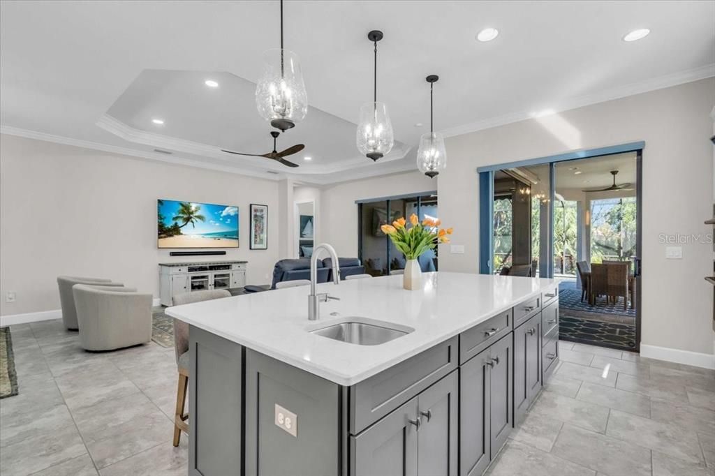 На продажу: $759,000 (3 спален, 3 ванн, 2340 Квадратных фут)