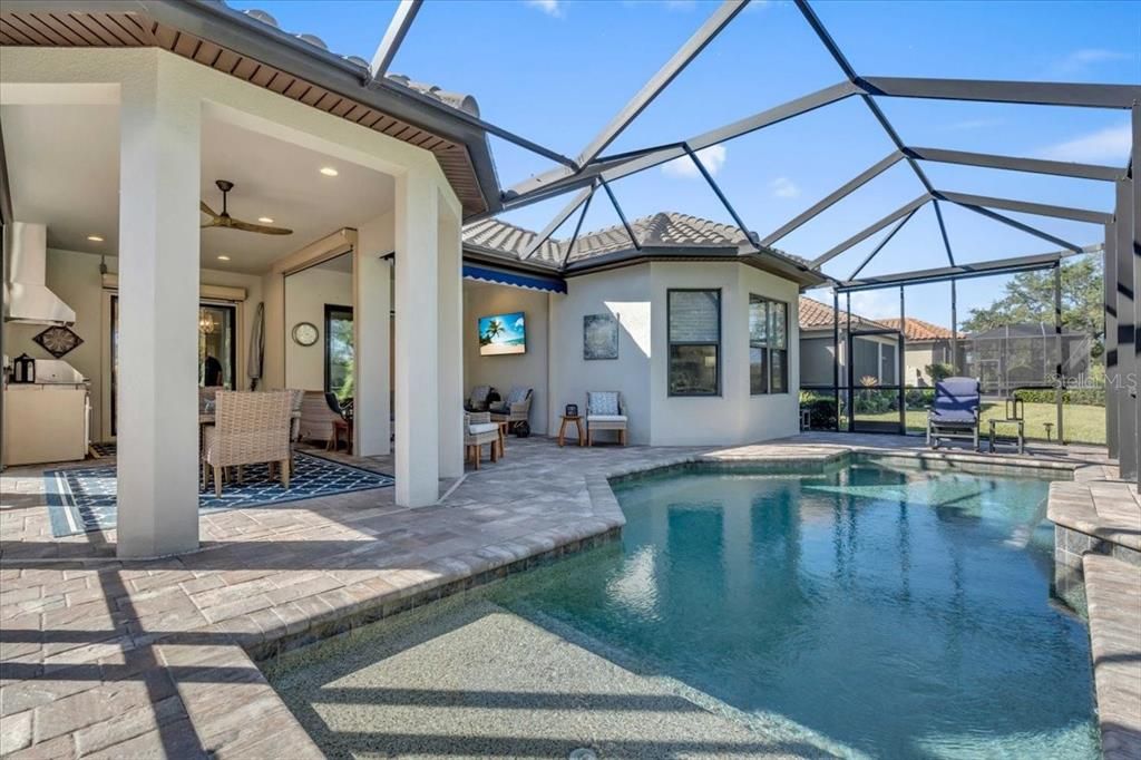 На продажу: $759,000 (3 спален, 3 ванн, 2340 Квадратных фут)