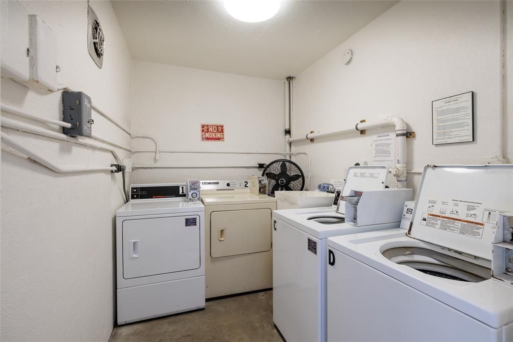 En Venta: $249,000 (2 camas, 2 baños, 1100 Pies cuadrados)