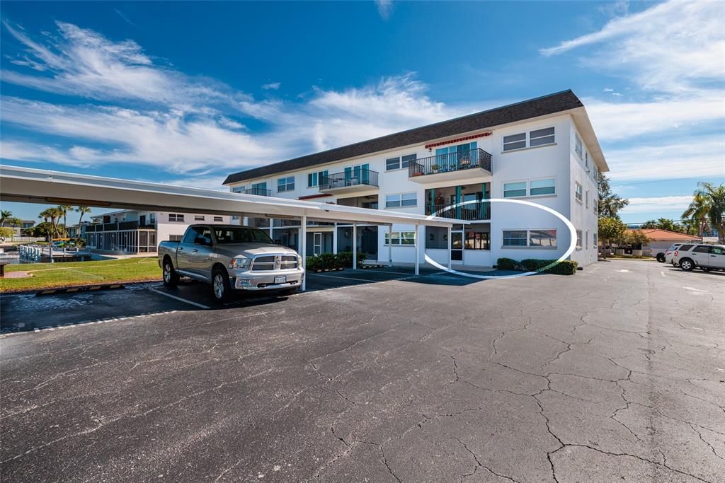 En Venta: $249,000 (2 camas, 2 baños, 1100 Pies cuadrados)