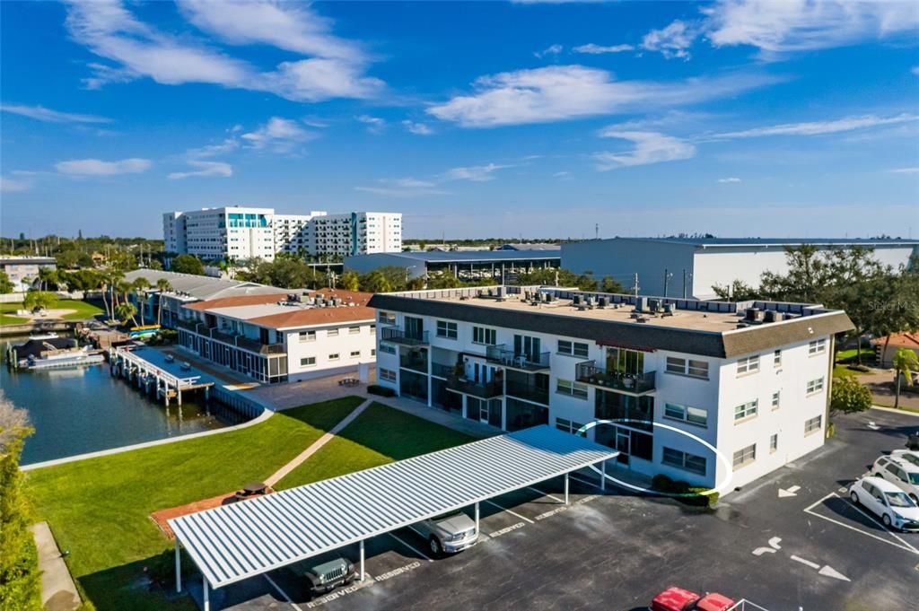 En Venta: $249,000 (2 camas, 2 baños, 1100 Pies cuadrados)