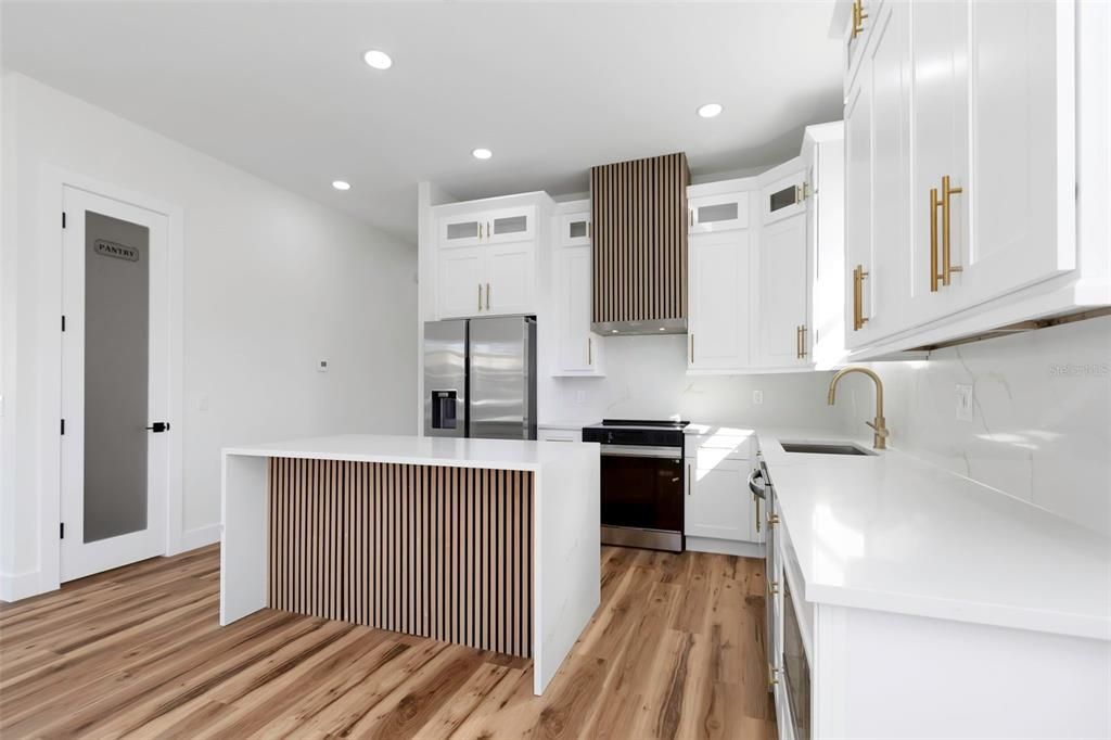 待售: $549,000 (3 贝兹, 2 浴室, 1774 平方英尺)