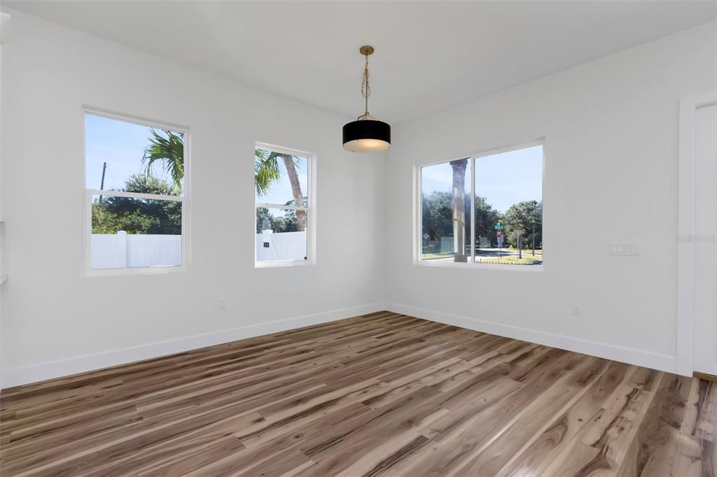 待售: $549,000 (3 贝兹, 2 浴室, 1774 平方英尺)