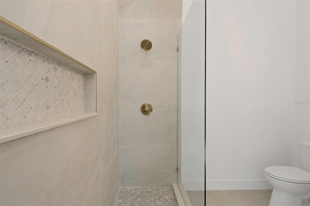 待售: $549,000 (3 贝兹, 2 浴室, 1774 平方英尺)