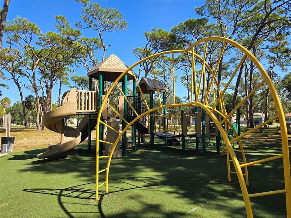 待售: $549,000 (3 贝兹, 2 浴室, 1774 平方英尺)