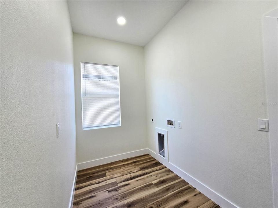 待售: $549,000 (3 贝兹, 2 浴室, 1774 平方英尺)