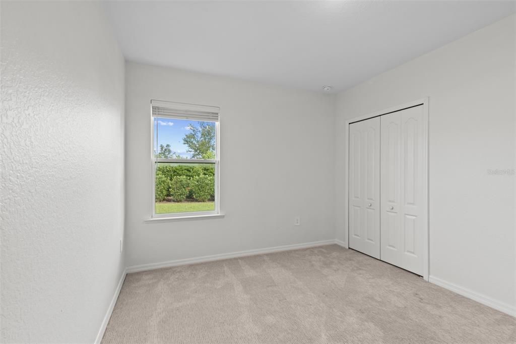 На продажу: $399,999 (4 спален, 2 ванн, 2156 Квадратных фут)