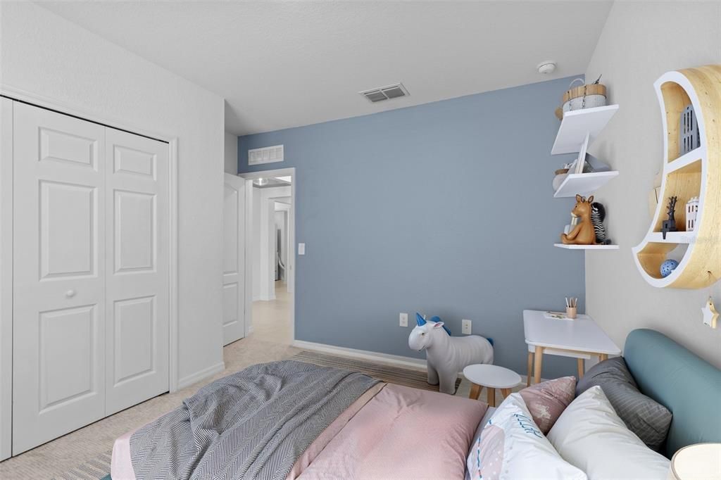 На продажу: $399,999 (4 спален, 2 ванн, 2156 Квадратных фут)