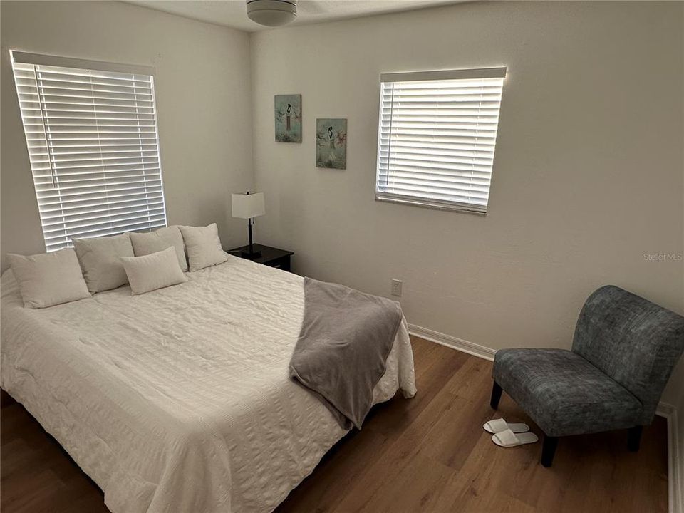 For Rent: $1,400 (2 beds, 1 baths, 742 Square Feet)