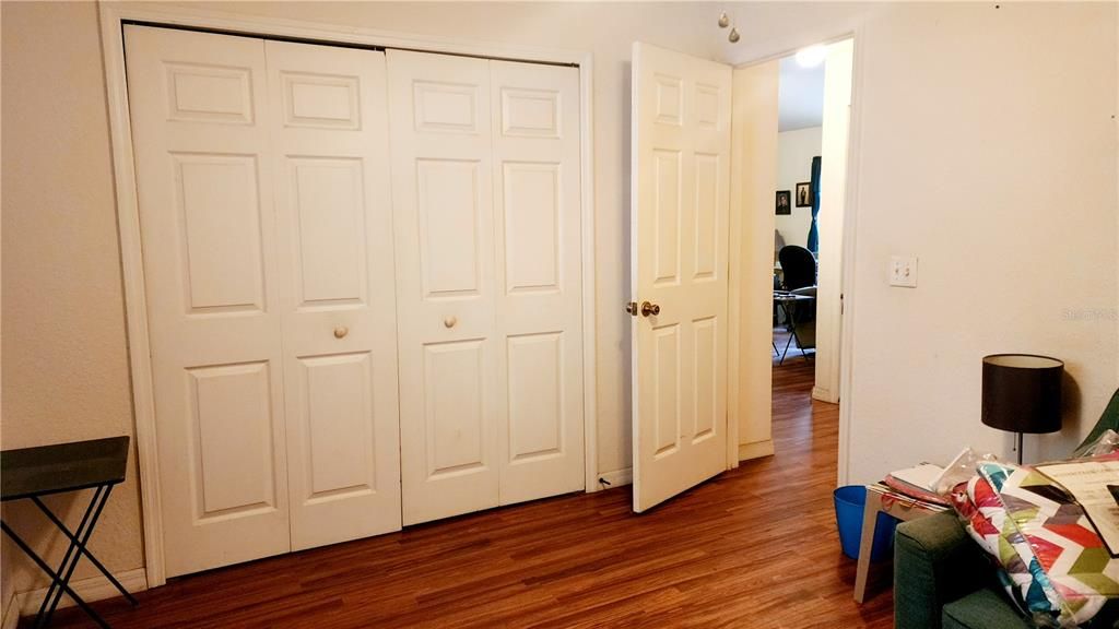 For Sale: $220,000 (3 beds, 2 baths, 1191 Square Feet)