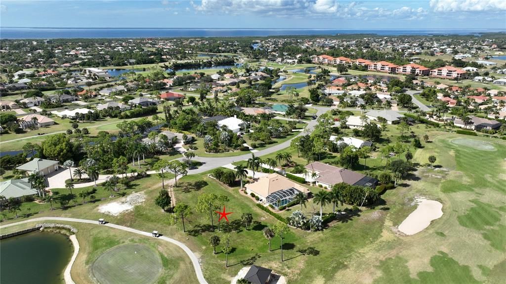 На продажу: $240,000 (0.62 acres)