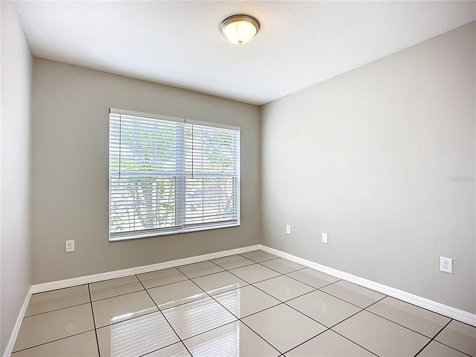 En Venta: $315,000 (3 camas, 2 baños, 1305 Pies cuadrados)