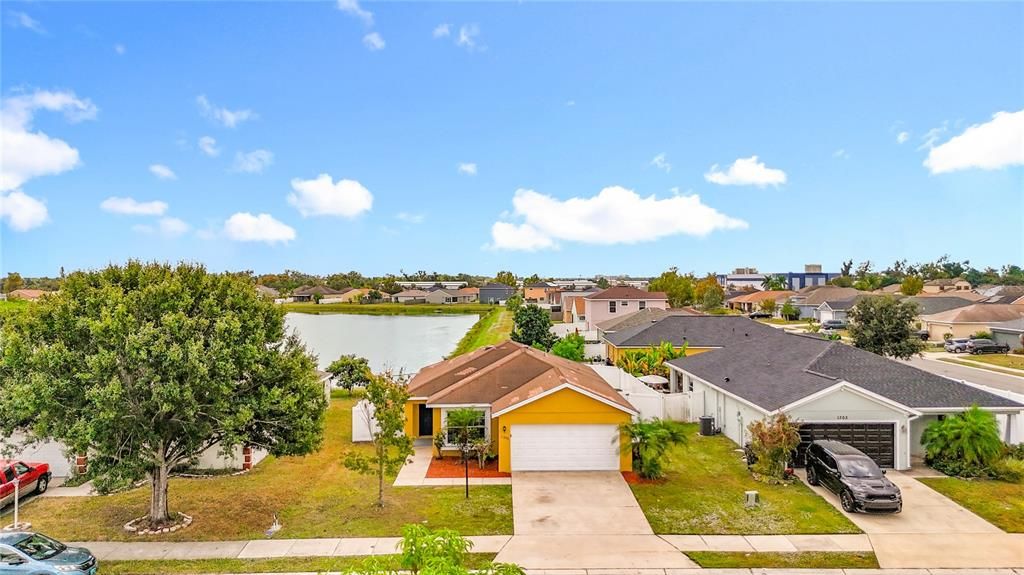 En Venta: $315,000 (3 camas, 2 baños, 1305 Pies cuadrados)