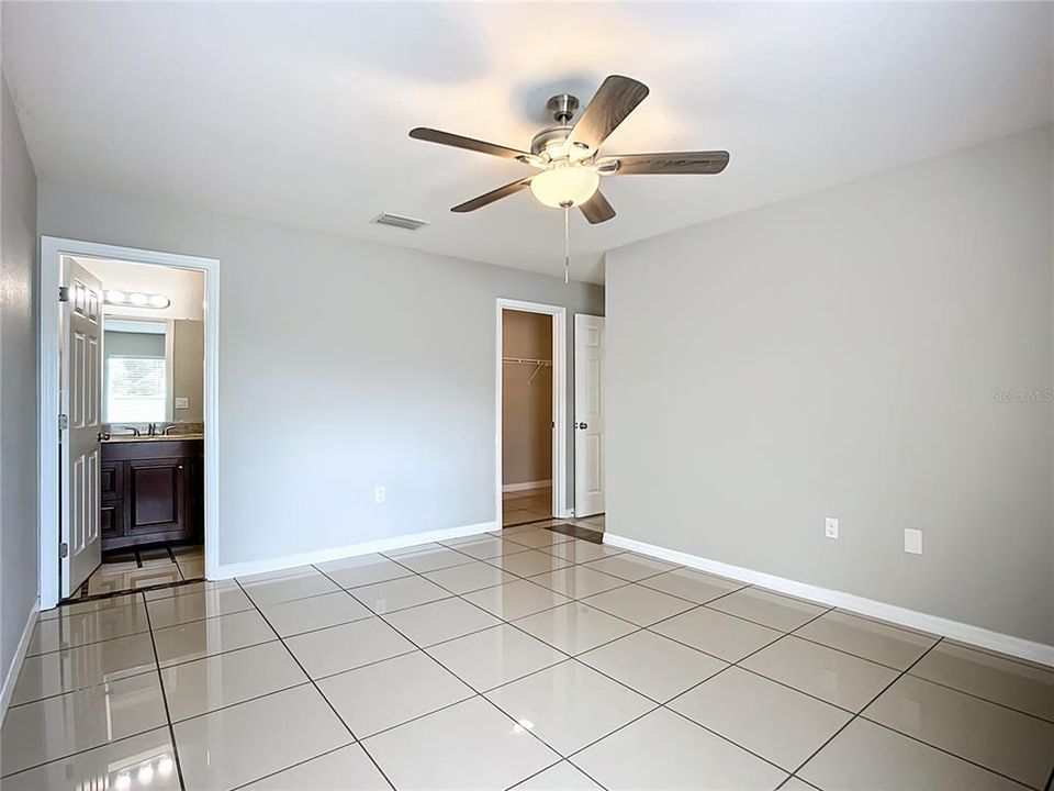 En Venta: $315,000 (3 camas, 2 baños, 1305 Pies cuadrados)