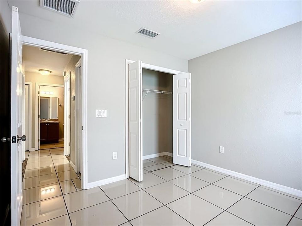 En Venta: $315,000 (3 camas, 2 baños, 1305 Pies cuadrados)