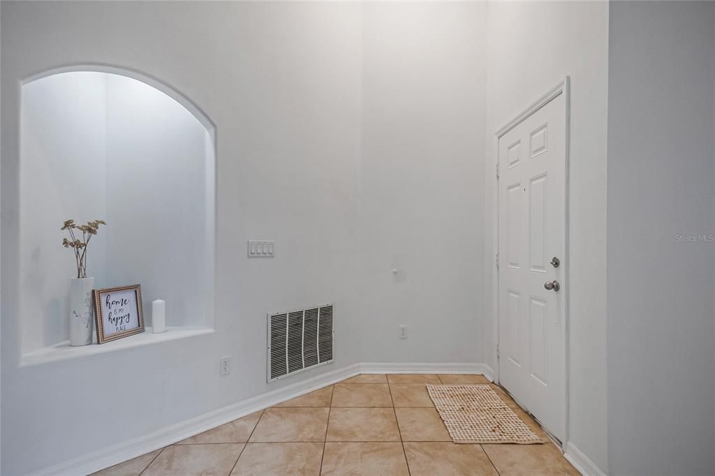 На продажу: $410,000 (4 спален, 2 ванн, 1948 Квадратных фут)