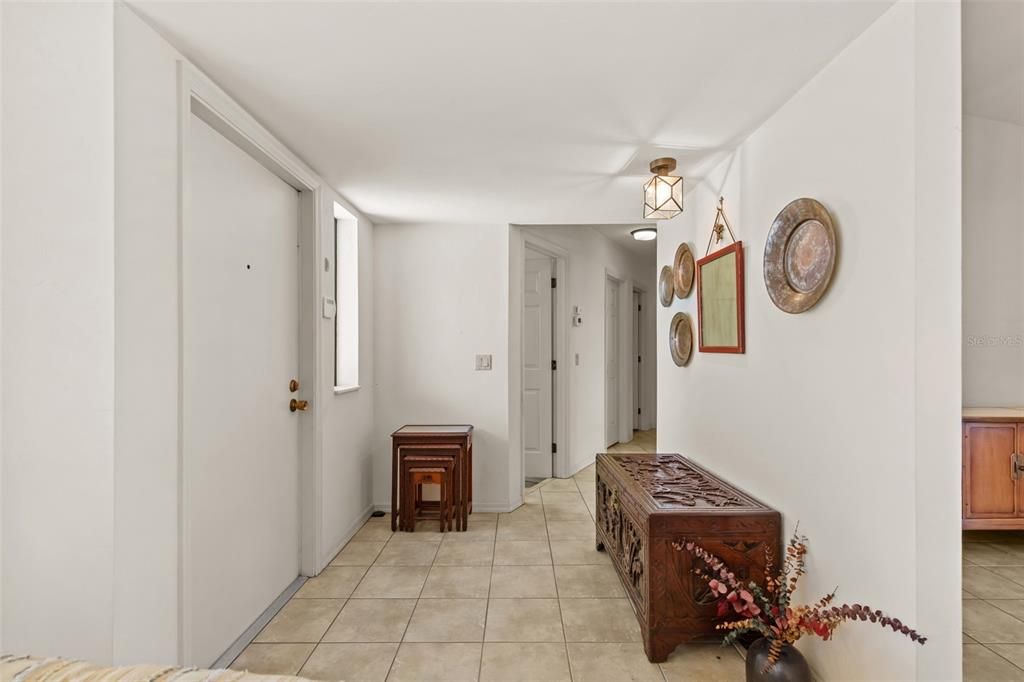 For Sale: $525,000 (3 beds, 2 baths, 1830 Square Feet)