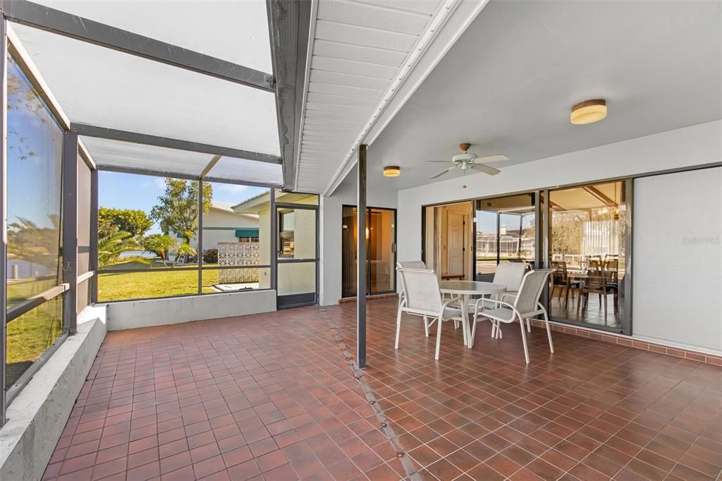 For Sale: $525,000 (3 beds, 2 baths, 1830 Square Feet)