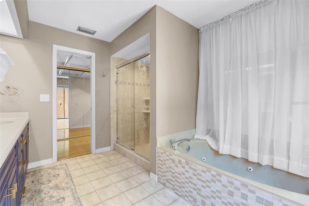 For Sale: $795,000 (4 beds, 2 baths, 2420 Square Feet)