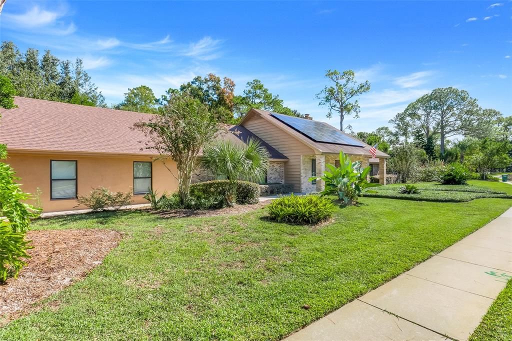 For Sale: $795,000 (4 beds, 2 baths, 2420 Square Feet)