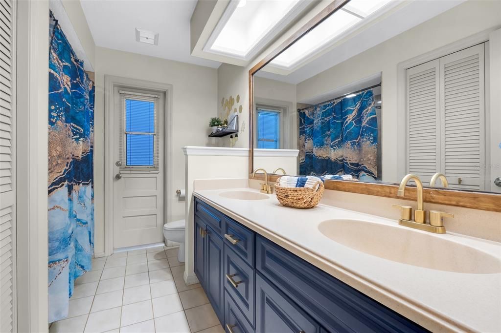 For Sale: $795,000 (4 beds, 2 baths, 2420 Square Feet)