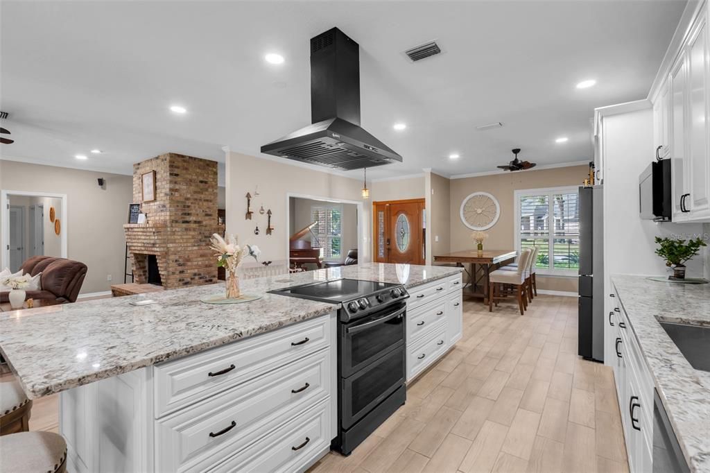 For Sale: $795,000 (4 beds, 2 baths, 2420 Square Feet)