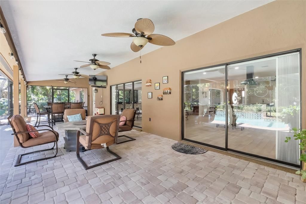 For Sale: $795,000 (4 beds, 2 baths, 2420 Square Feet)