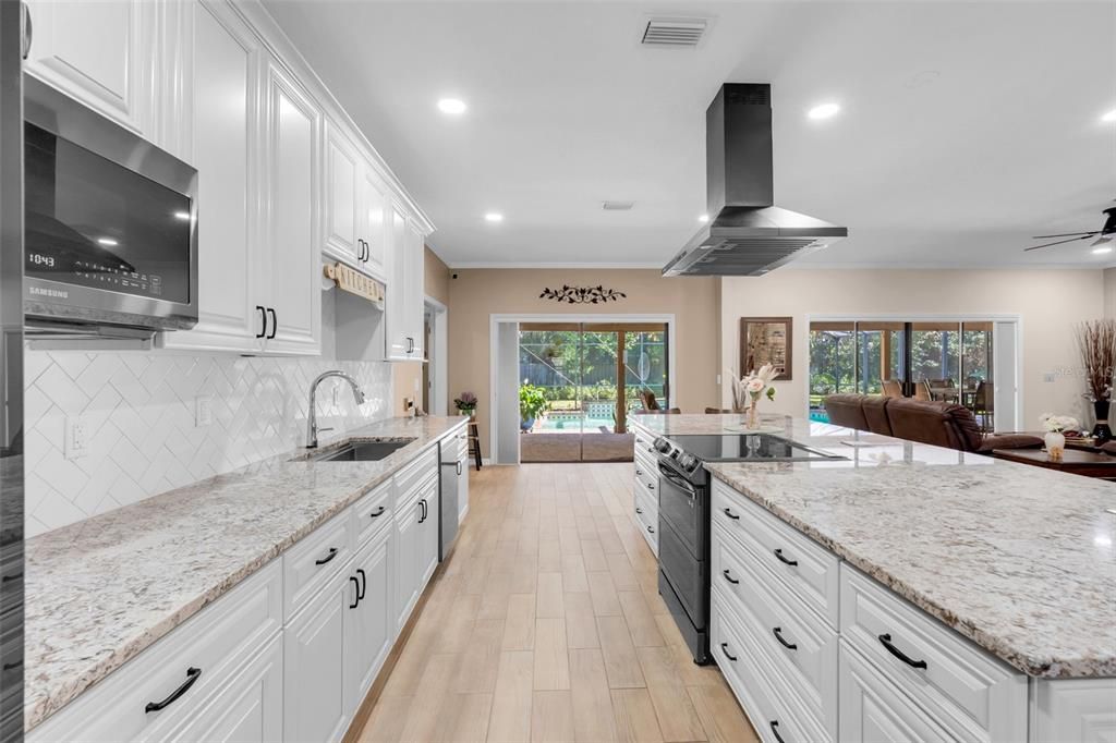 For Sale: $795,000 (4 beds, 2 baths, 2420 Square Feet)