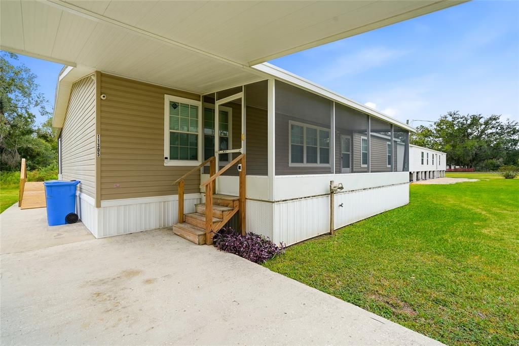 En Venta: $300,000 (4 camas, 2 baños, 1512 Pies cuadrados)