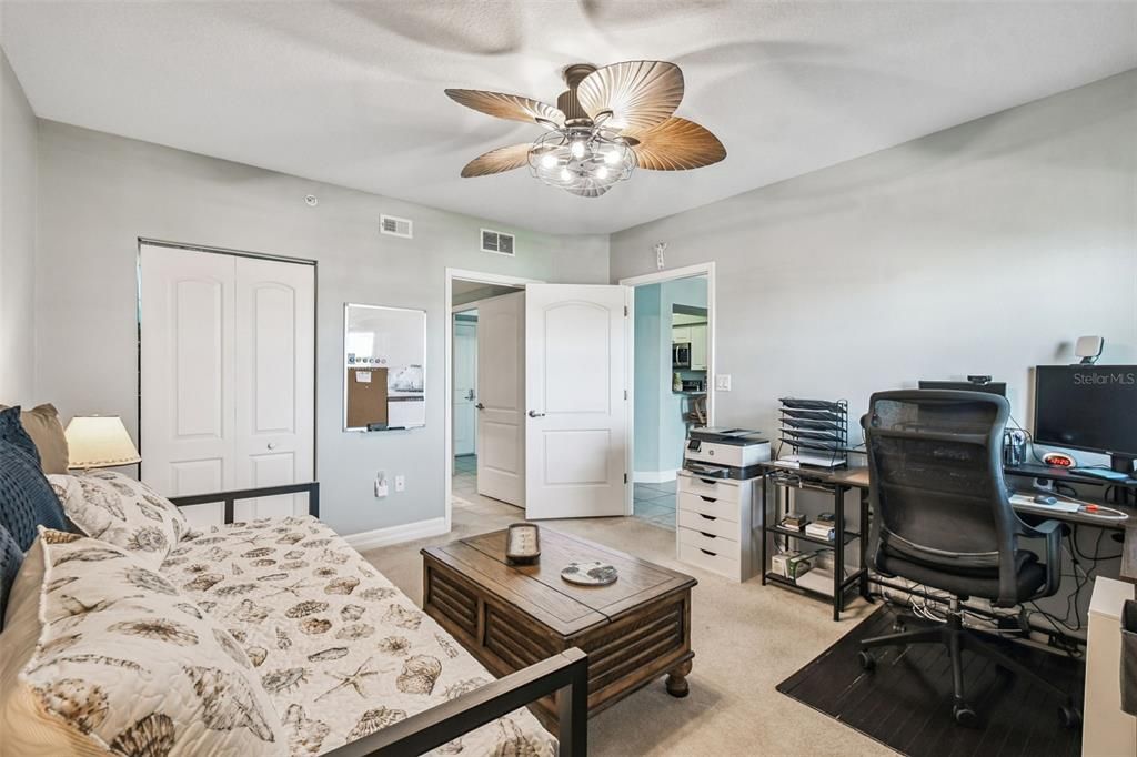 待售: $309,000 (2 贝兹, 2 浴室, 1287 平方英尺)