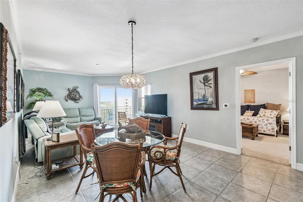 待售: $309,000 (2 贝兹, 2 浴室, 1287 平方英尺)