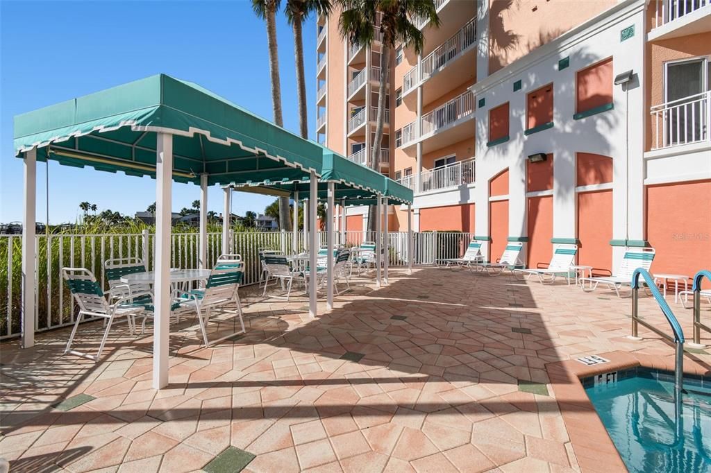 待售: $309,000 (2 贝兹, 2 浴室, 1287 平方英尺)