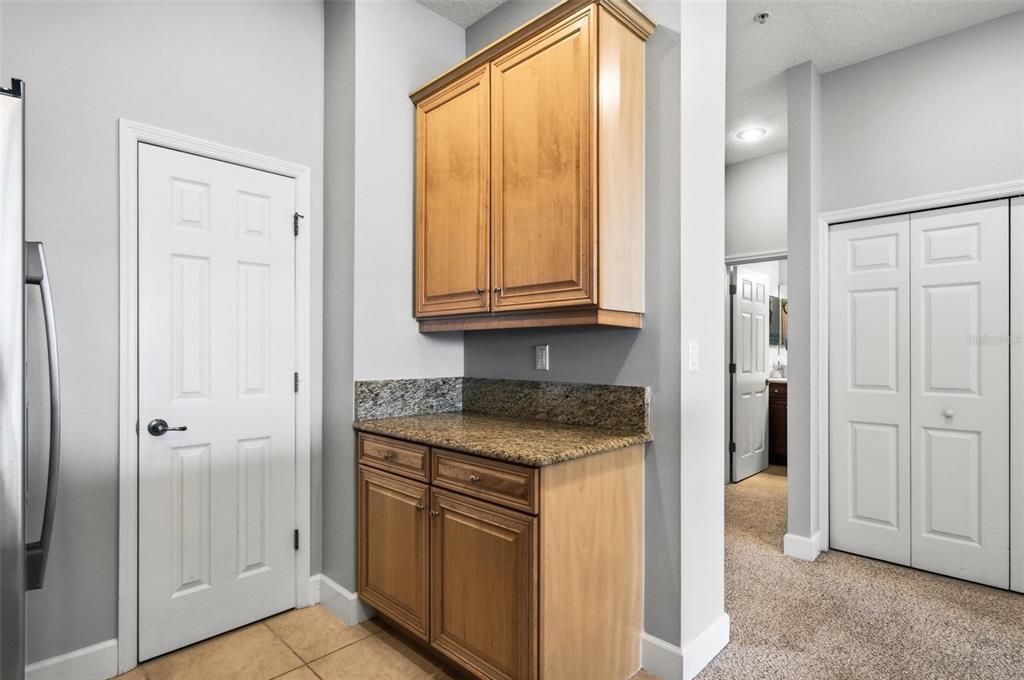 Под контрактом: $424,000 (3 спален, 2 ванн, 1264 Квадратных фут)