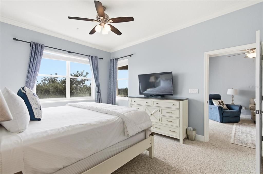 Под контрактом: $424,000 (3 спален, 2 ванн, 1264 Квадратных фут)