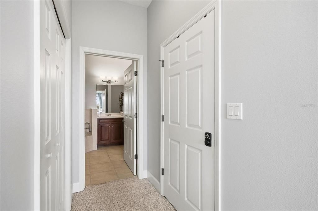 Под контрактом: $424,000 (3 спален, 2 ванн, 1264 Квадратных фут)