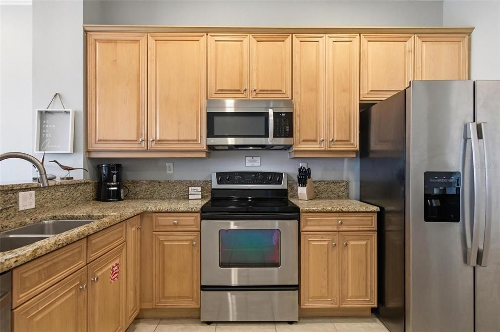 Под контрактом: $424,000 (3 спален, 2 ванн, 1264 Квадратных фут)