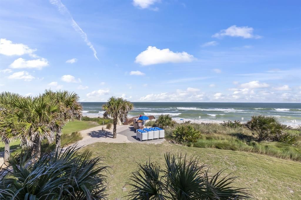 Под контрактом: $424,000 (3 спален, 2 ванн, 1264 Квадратных фут)