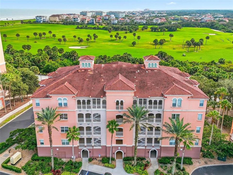 Под контрактом: $424,000 (3 спален, 2 ванн, 1264 Квадратных фут)